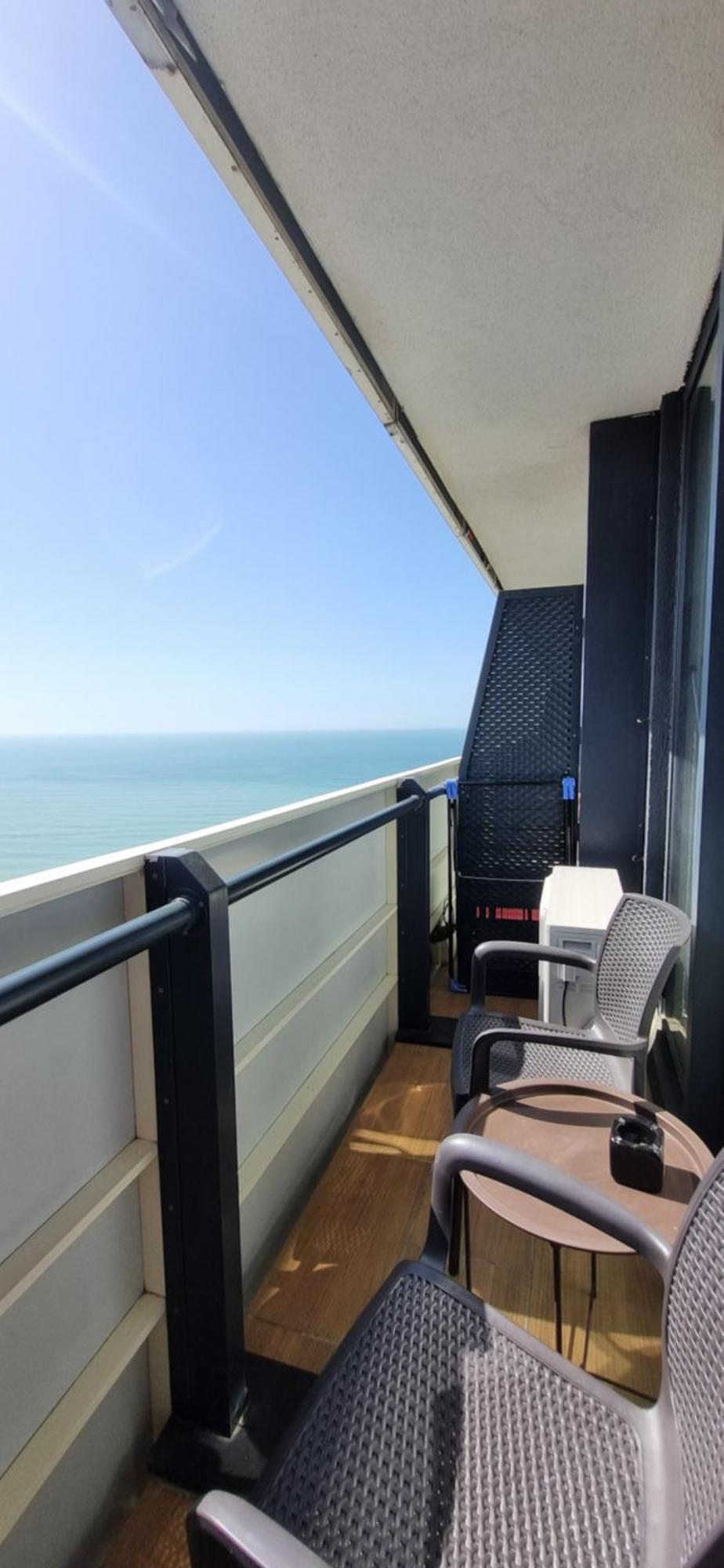 Sea View Apartments In Orbi City Batumi Exterior photo